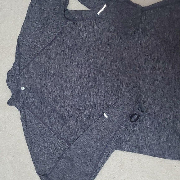 NIKE DRI Fit purple Performance Shirt. Xl. Half Zip. Thumb Holes - Picture 6 of 12